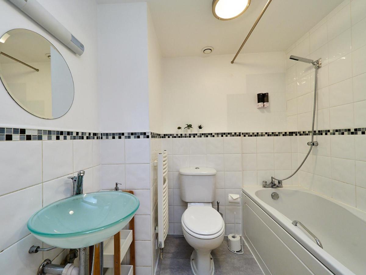 Emerald Suite - Two Story Duplex Apartment - Balcony - Contractors - Family - City Centre - Broadway Plaza - Five Ways - Sleeps 6 Birmingham Exteriér fotografie