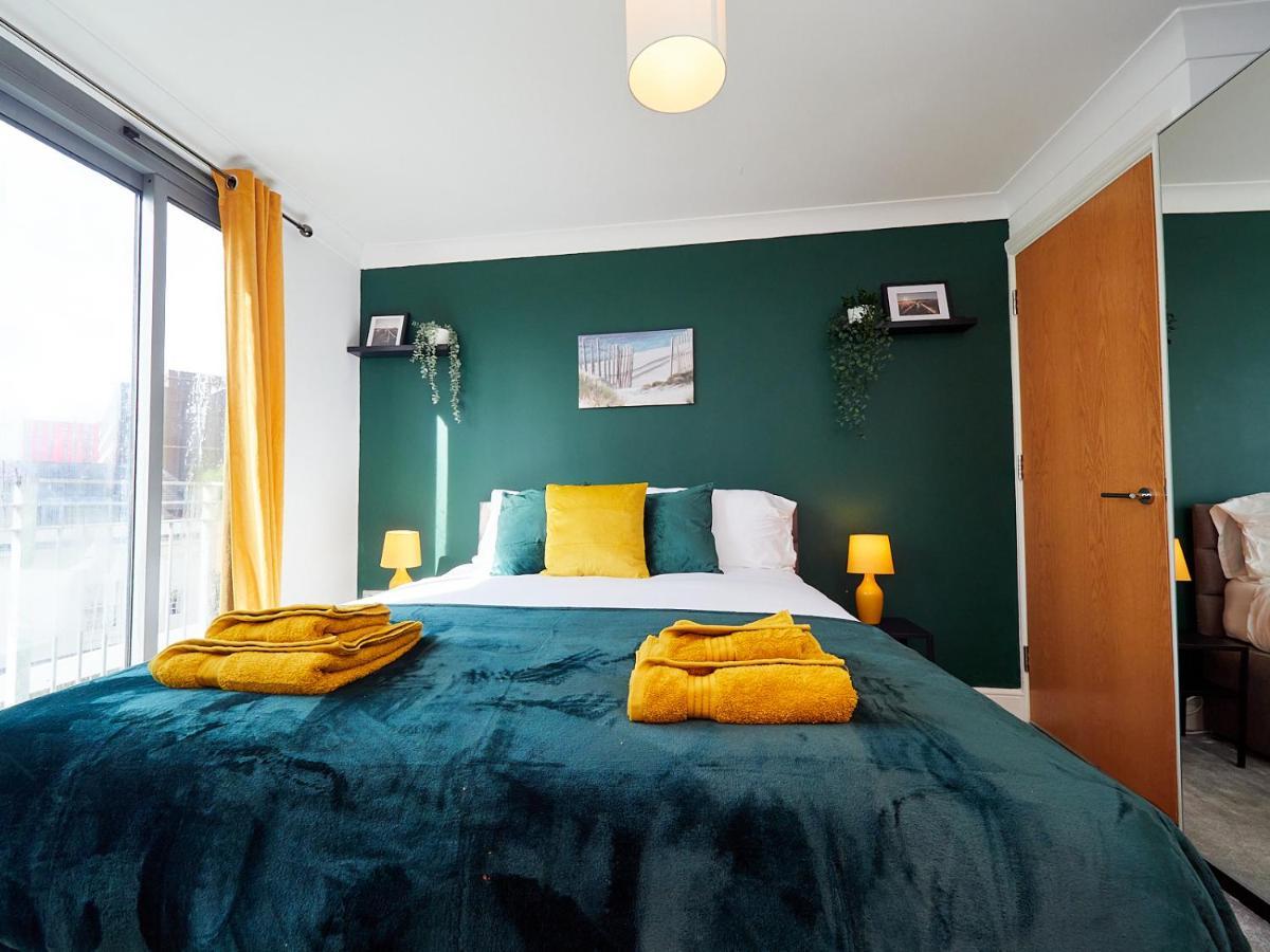 Emerald Suite - Two Story Duplex Apartment - Balcony - Contractors - Family - City Centre - Broadway Plaza - Five Ways - Sleeps 6 Birmingham Exteriér fotografie